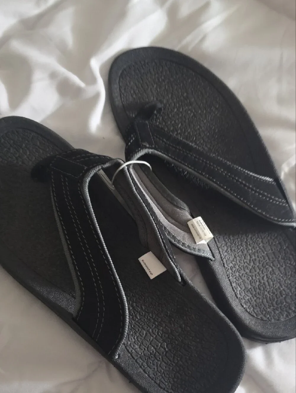 Black Men's Flip Flop Sandals Size 12/13